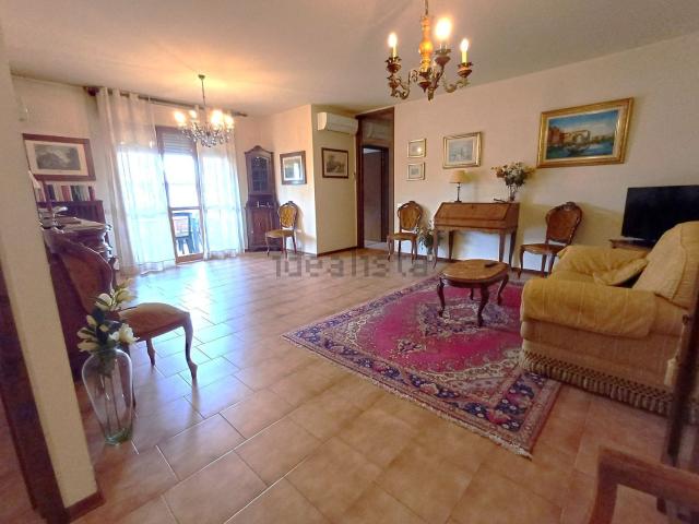 Appartamento in vendita di 159 m²