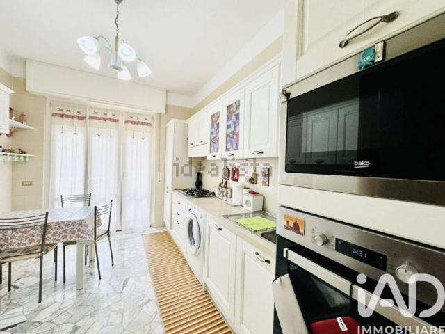Appartamento in vendita di 159 m² in Via Alberto Salietti