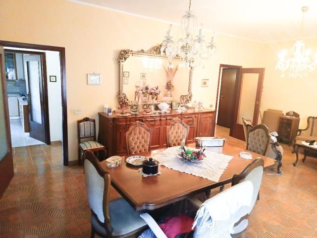 Appartamento in vendita di 159 m² in Via Alessandro Specchi