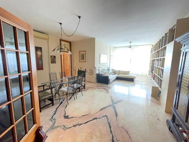 Appartamento in vendita di 159 m² in Via Alfeo Corassori, 70