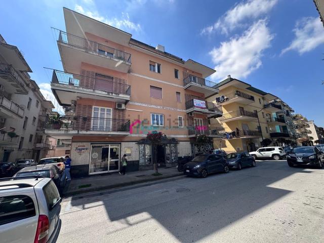 Appartamento in vendita di 159 m² in Via Giacomo Imbroda