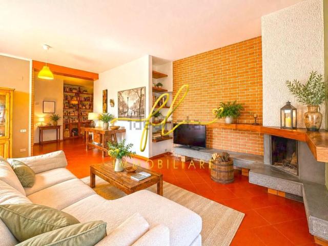 Appartamento in vendita di 159 m² in Via dell&apos Ortolano