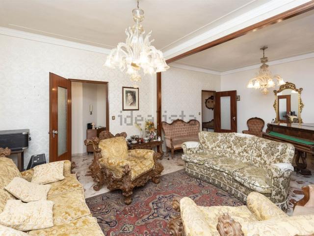 Appartamento in vendita di 159 m² in Via Etnea, 12