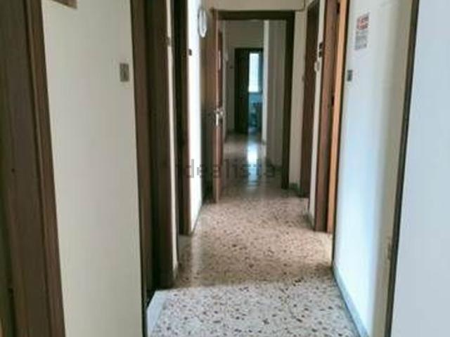 Appartamento in vendita di 159 m² in Via Federico de Roberto, 71