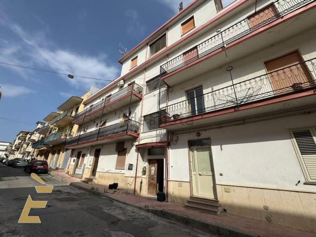 Appartamento in vendita di 159 m² in Via Ficarelle