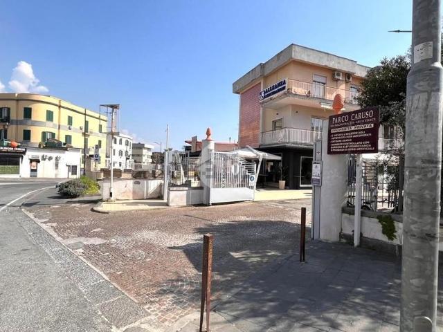 Appartamento in vendita di 159 m² in Via Miliscola, 133
