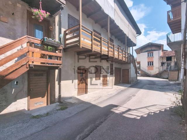 Appartamento in vendita di 159 m² in Frazione Pozzacchio