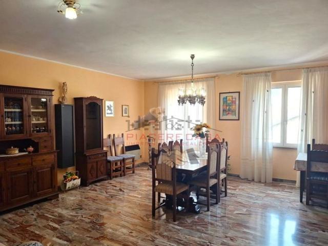 Appartamento in vendita di 160 m²