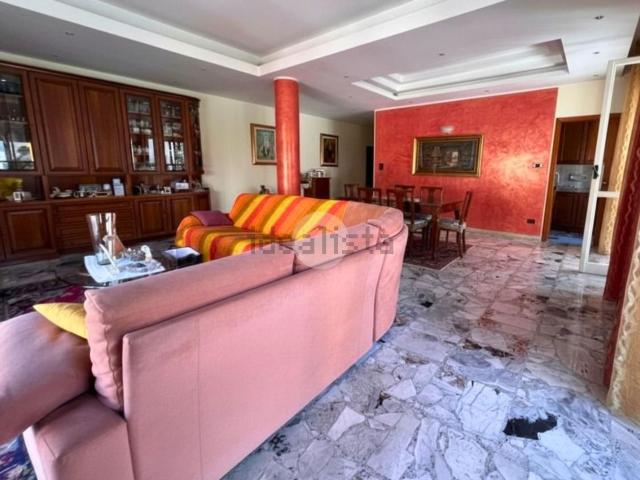 Appartamento in vendita di 160 m²
