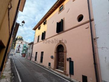 Appartamento in vendita di 160 m²