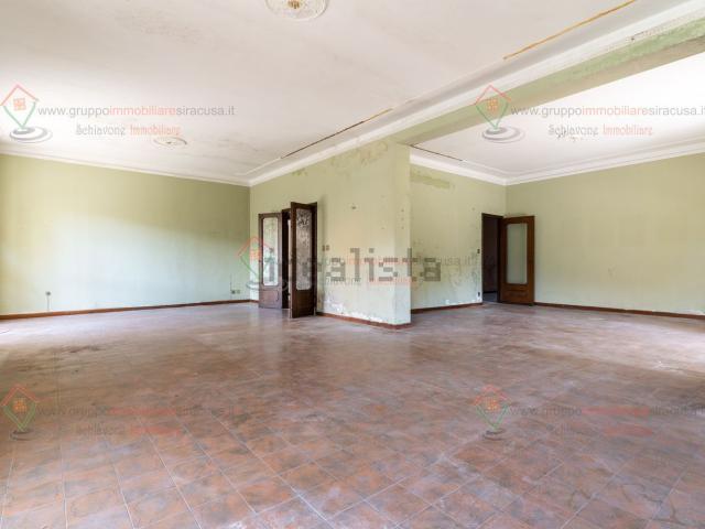 Appartamento in vendita di 160 m²