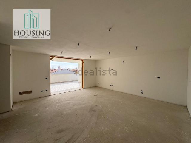 Appartamento in vendita di 160 m² in Via Conselvana