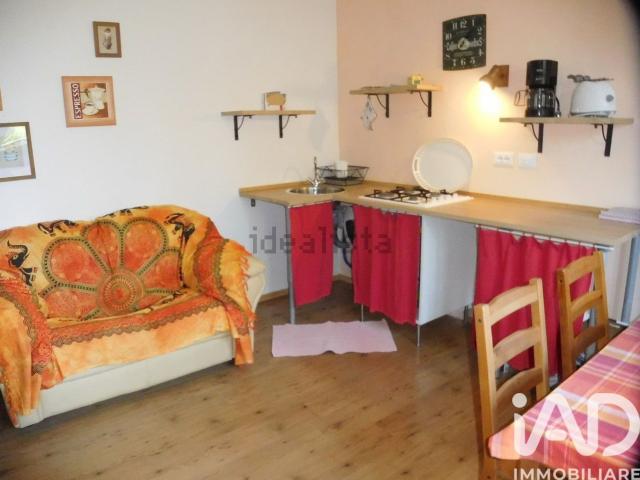 Appartamento in vendita di 160 m² in Via Corinaldese