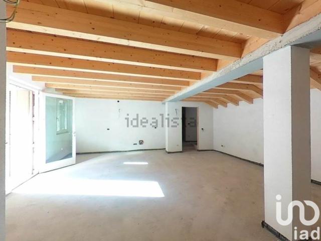Appartamento in vendita di 160 m² in Via Corrado, 54