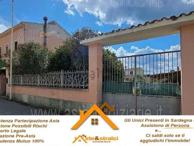 Appartamento in vendita di 160 m² in Via Cagliari, 24