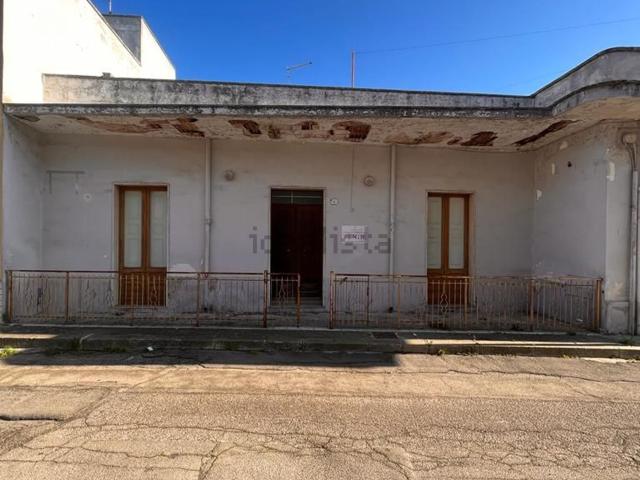 Appartamento in vendita di 160 m² in Via Cagliari, 69