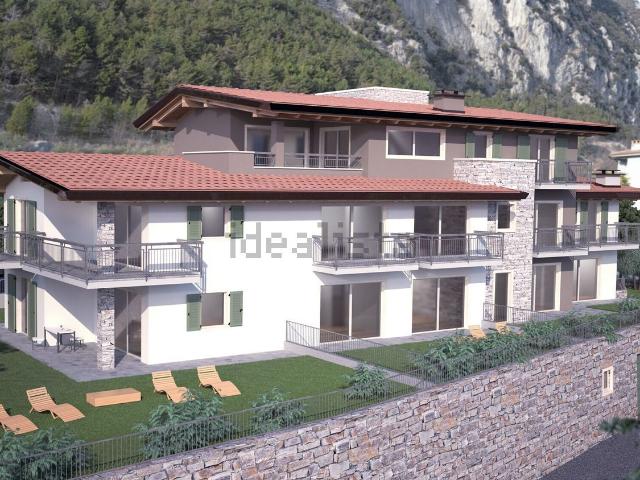Appartamento in vendita di 160 m² in Via Cesare Battisti