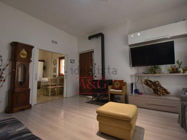 Appartamento in vendita di 160 m² in Via Angelo Biondi, 2