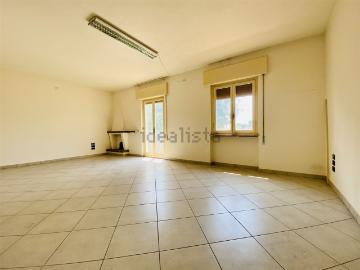 Appartamento in vendita di 160 m² in Via Angelo Pelliccia, 176