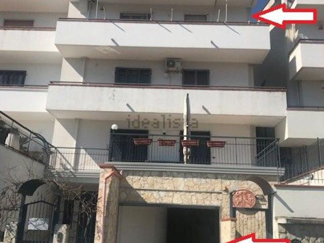 Appartamento in vendita di 160 m² in Via Alcide de Gasperi, 128
