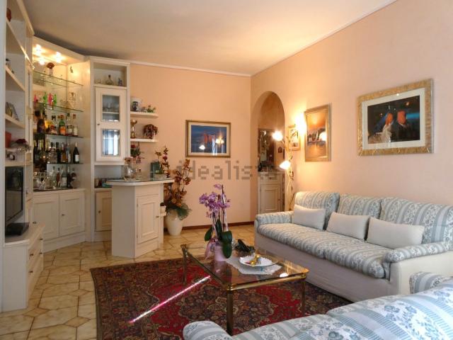 Appartamento in vendita di 160 m² in Via Alessandro Volta