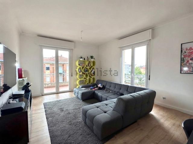 Appartamento in vendita di 160 m² in Via Arturo Toscanini, 8