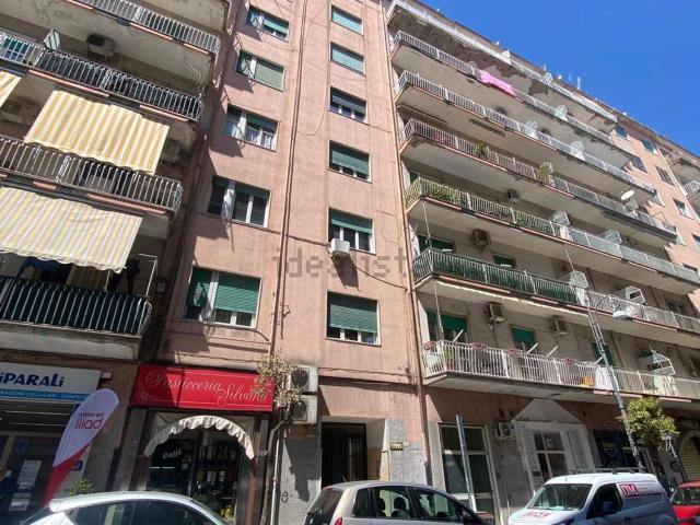 Appartamento in vendita di 160 m² in Via Arcivescovo Carmine Cesarano, 3