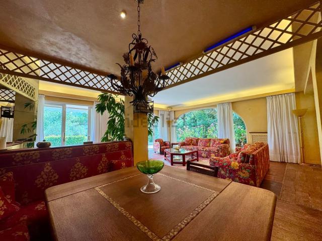 Appartamento in vendita di 160 m² in Via Bosco di Carlo, 51
