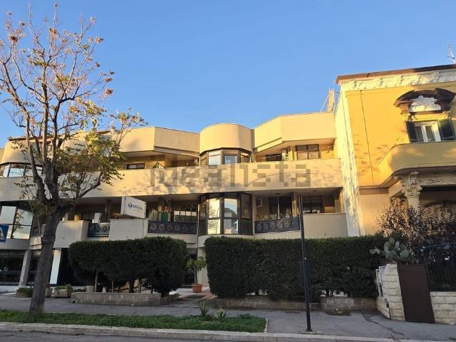 Appartamento in vendita di 160 m² in Via Bari