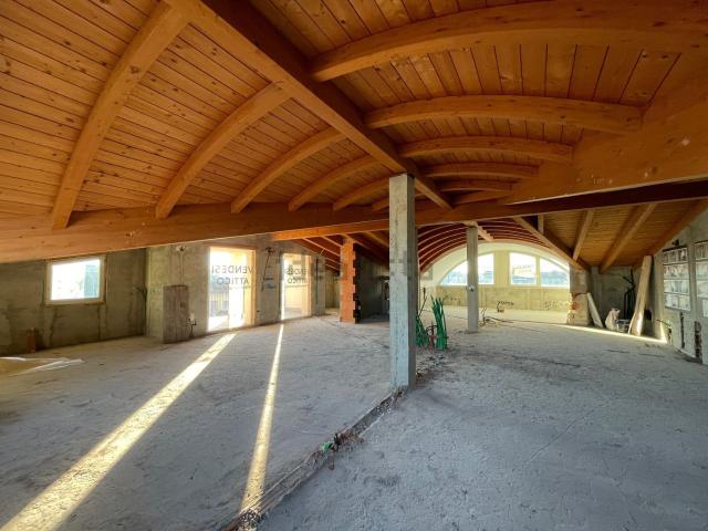 Appartamento in vendita di 160 m² in Via Bergamo, 4