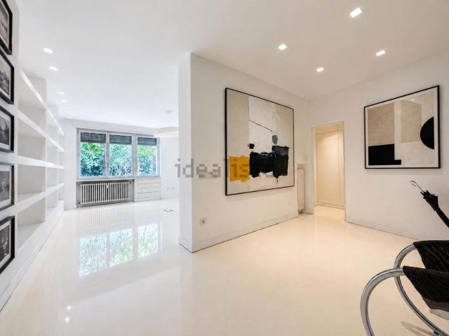 Appartamento in vendita di 160 m² in Via Biagio Pelacani
