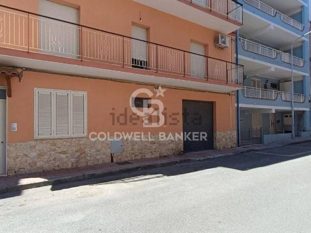 Appartamento in vendita di 160 m² in Via G. Bonfiglio, 5