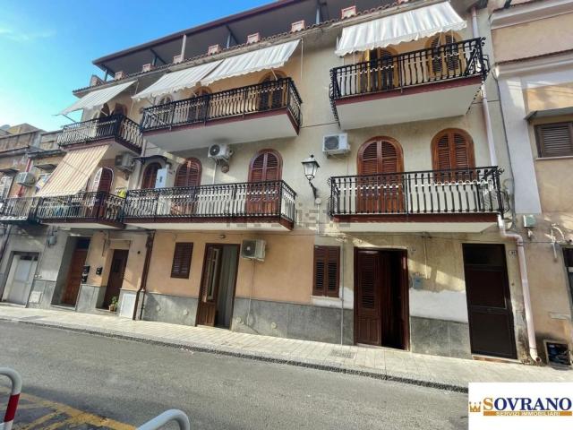 Appartamento in vendita di 160 m² in Via G. Rizzo, 23