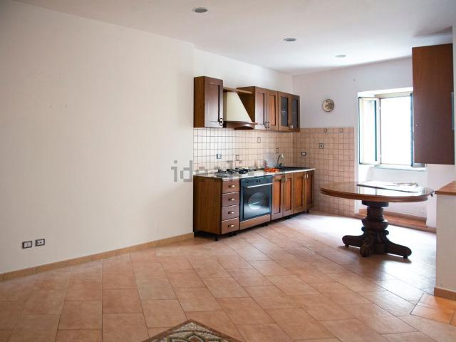 Appartamento in vendita di 160 m² in Via Gaetano Ferraioli, 17
