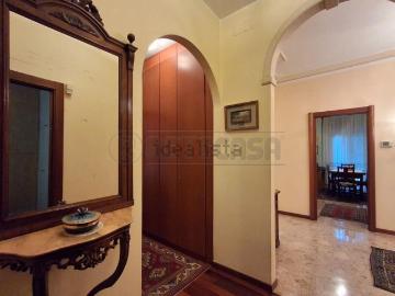 Appartamento in vendita di 160 m² in Via Giampaolo Bonollo