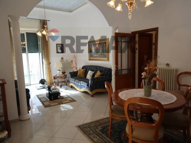 Appartamento in vendita di 160 m² in Via Giosuè Carducci, 72