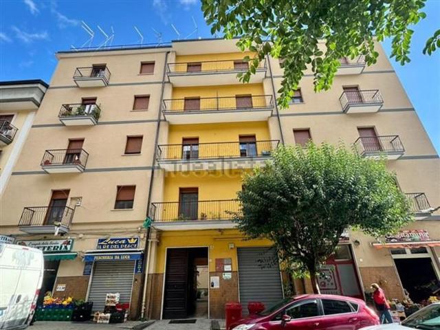 Appartamento in vendita di 160 m² in Via Giosuè Carducci