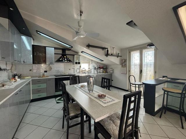 Appartamento in vendita di 160 m² in Via Giovanni Verga, 16