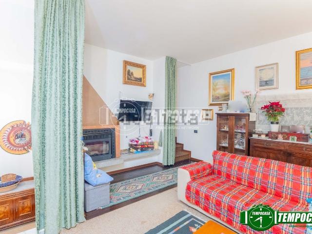 Appartamento in vendita di 160 m² in Via Don Pietro Barberi