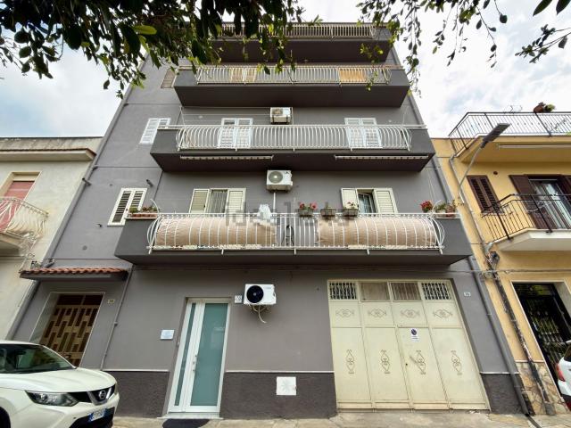 Appartamento in vendita di 160 m² in Via de Santis, 58