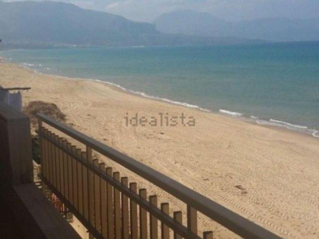 Appartamento in vendita di 160 m² in Via del Mare