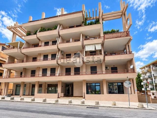 Appartamento in vendita di 160 m² in Via del Verde, 48