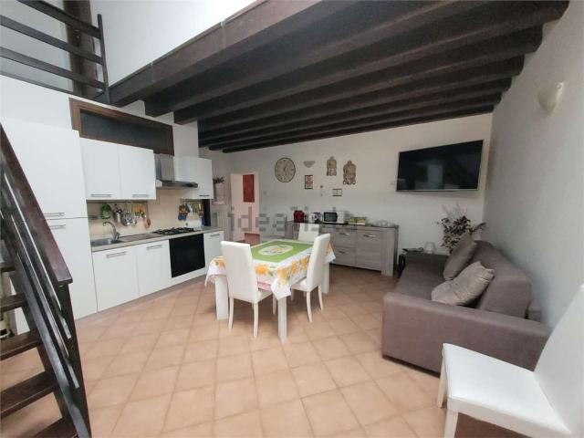 Appartamento in vendita di 160 m² in Via della Dogana, 1