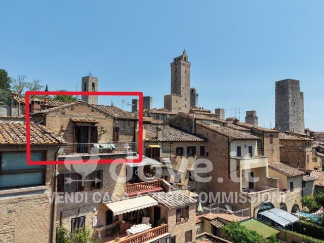 Appartamento in vendita di 160 m² in Via di Quercecchio