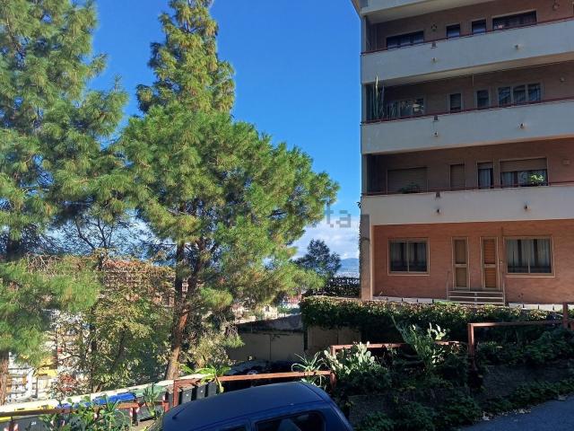 Appartamento in vendita di 160 m² in Via Ducezio, 15