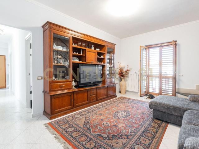Appartamento in vendita di 160 m² in Via Ettore Majorana, 16