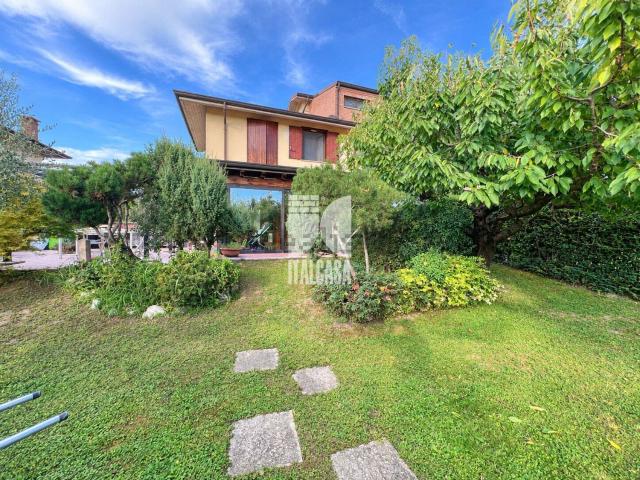 Appartamento in vendita di 160 m² in Via Europa