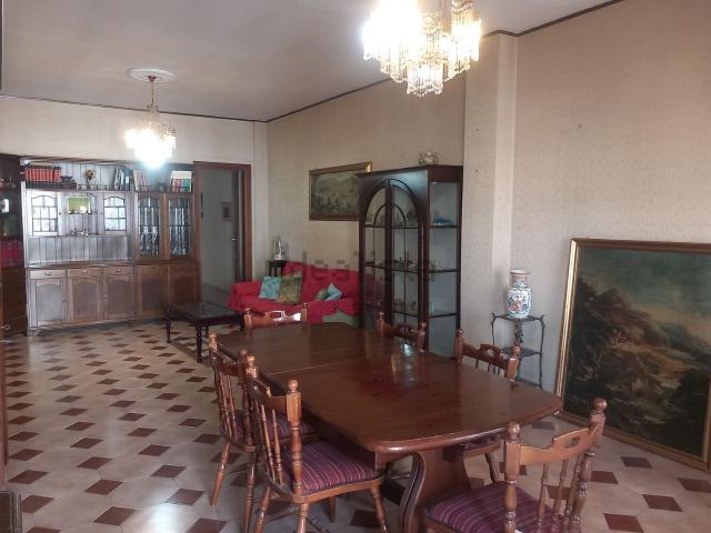 Appartamento in vendita di 160 m² in Via F. Paladini, 234