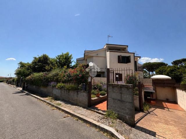 Appartamento in vendita di 160 m² in Via Fattoria Pavan, 1