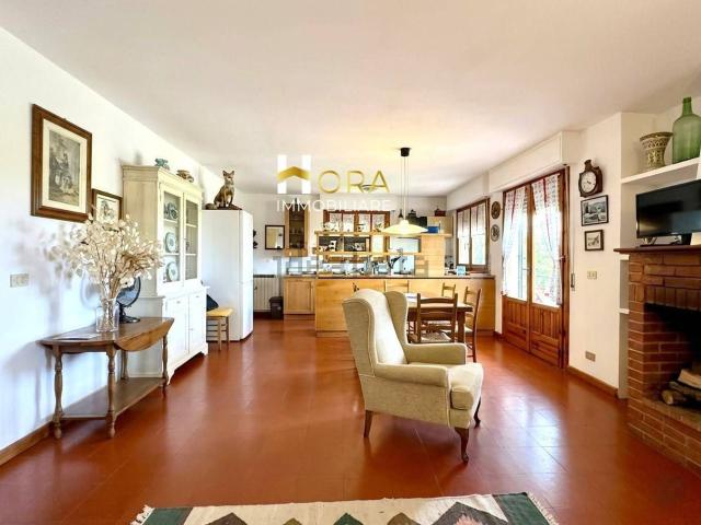 Appartamento in vendita di 160 m² in Via Ferdinando Paoletti, 8